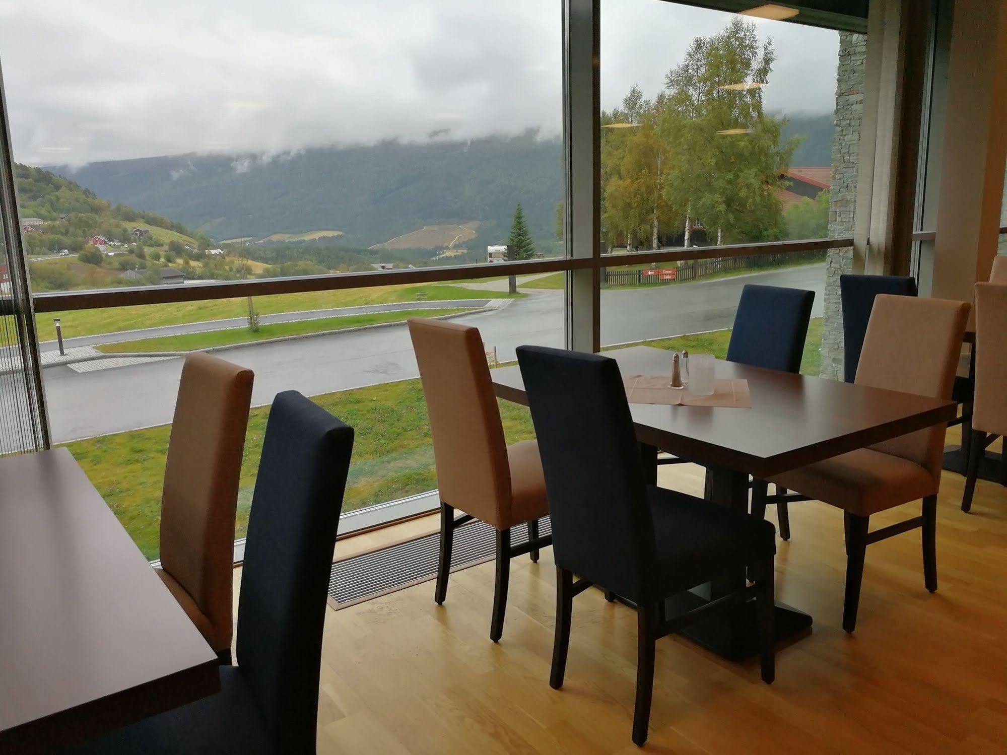 Dombas Hotel Kültér fotó
